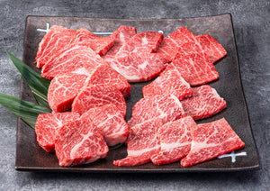 【焼肉名匠 山牛】<br>山形牛焼肉５種盛り+２種盛り<br> あらぎり本わさび、<br>藻塩付き<br>